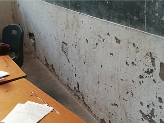 Mauerschäden in Klassenzimmern der Mpatsa CDSS