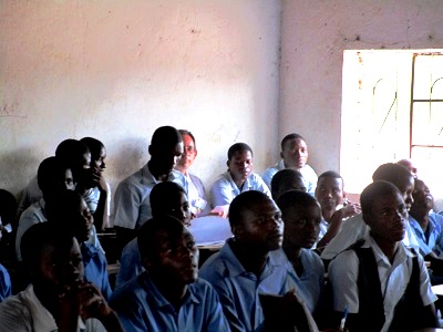 Unterricht über Umwelt an  der Mpatsa CDSS, Tengani, Malawi, Teil 2, in Englisch